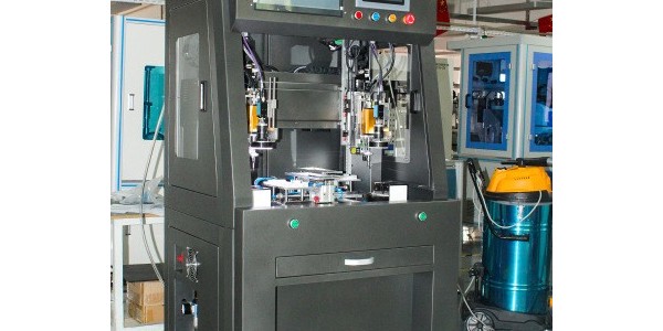 自動打螺絲機容易卡料嗎？-堅豐股份